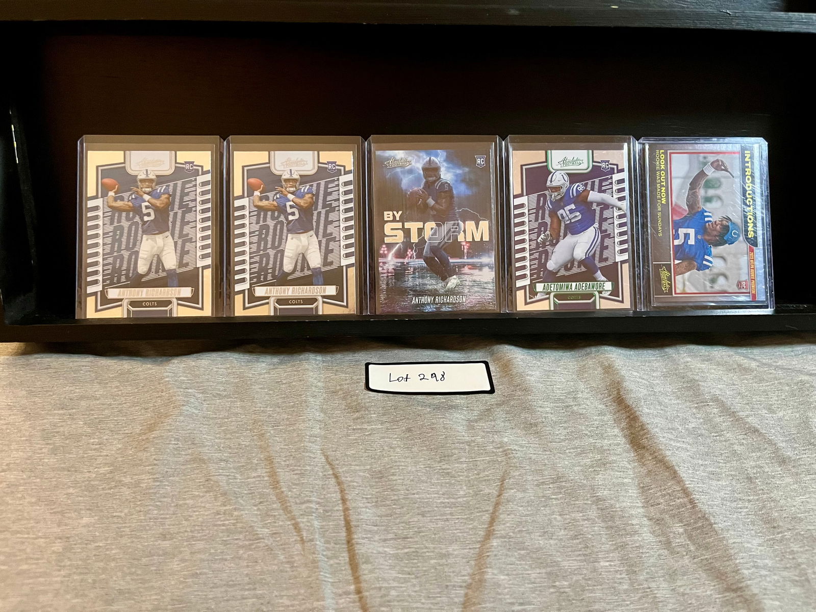 Anthony Richardson (5) Rookie Football Card Lot Including Insert Cards (1 of 2)