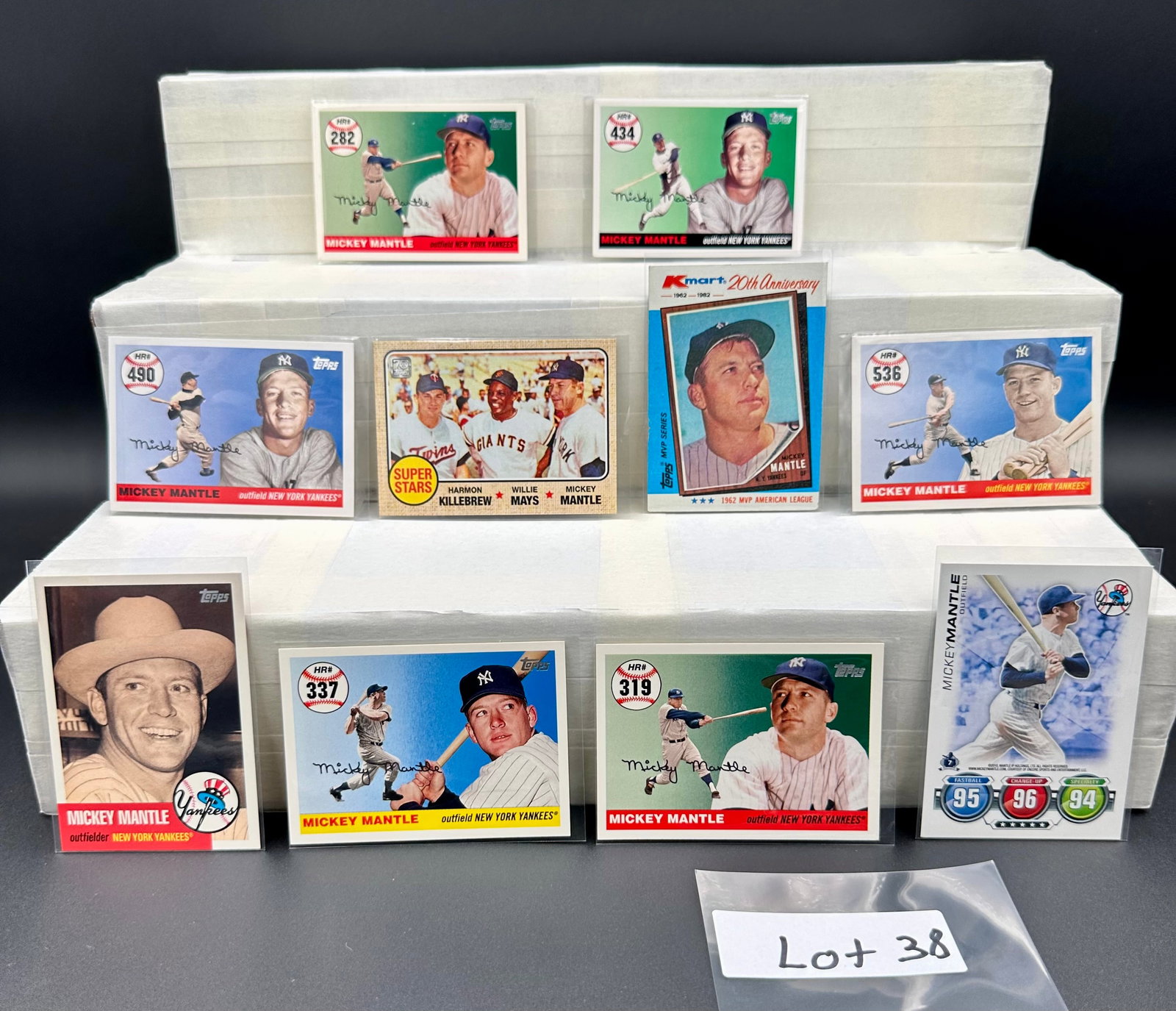 Mickey Mantle Baseball Card Lot (10) Card Total: Item: Mickey Mantle Baseball Card Lot (10) Card Total Please look at the pictures carefully to determine what you believe the condition of this collectible is. We are not professional authenticators, 