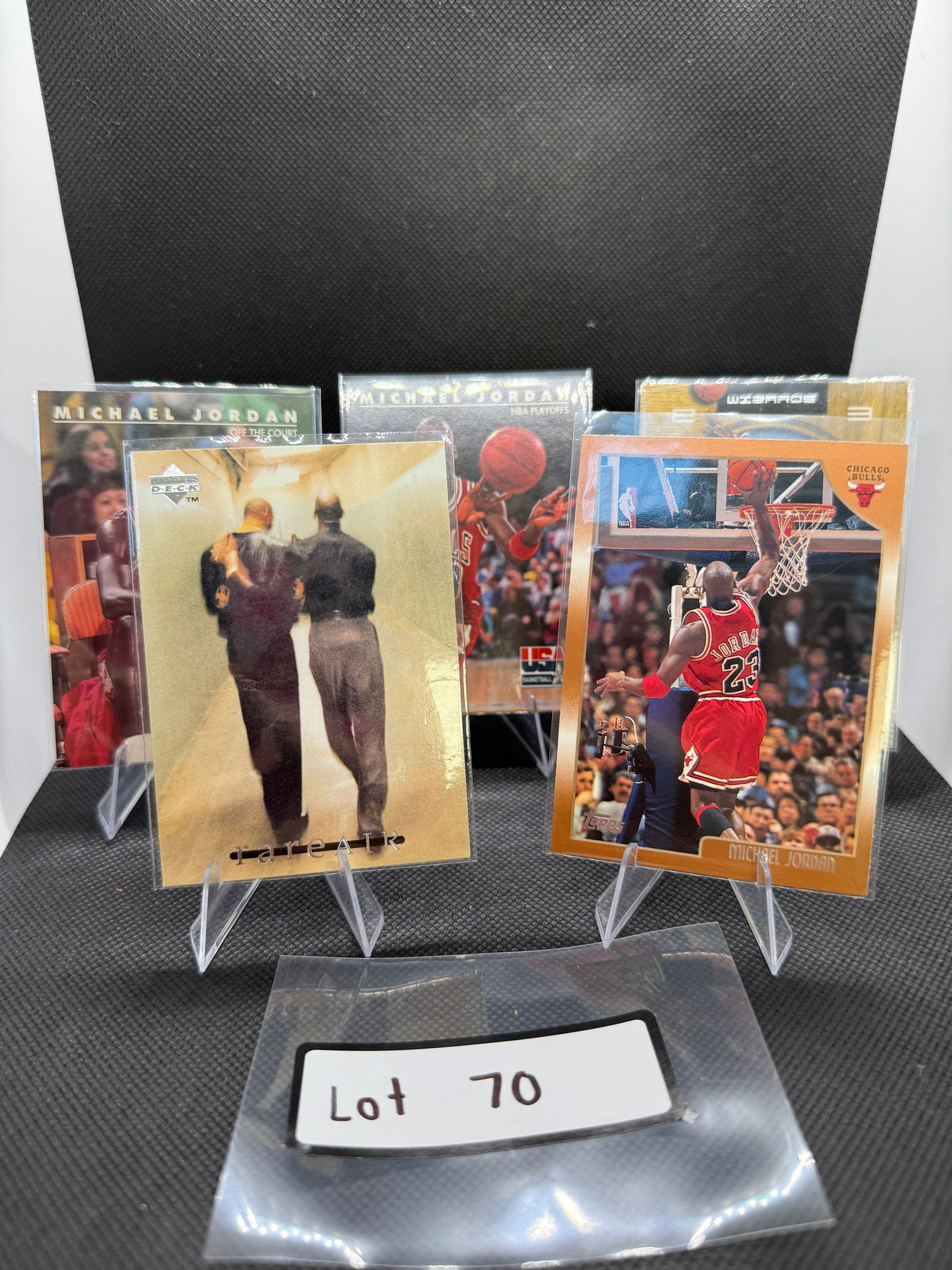 (5) Michael Jordan Basketball Cards Chicago Bulls and Washington Wizards (1 of 4)