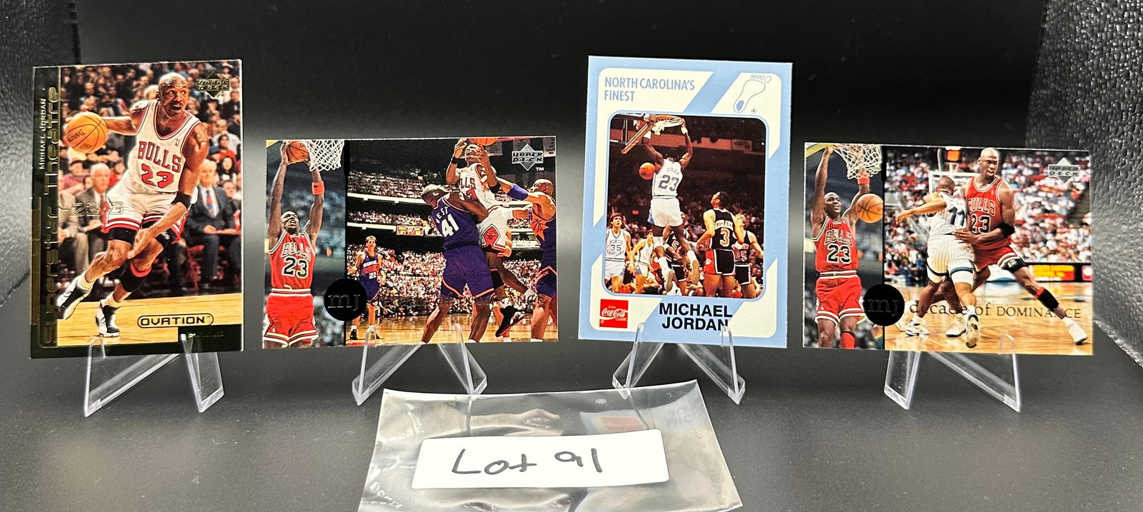 (4) Michael Jordan Basketball Cards Chicago Bulls - College Card: Item: (4) Michael Jordan Basketball Cards Chicago Bulls - College Card Please look at the pictures carefully to determine what you believe the condition of this collectible is. We are not professional