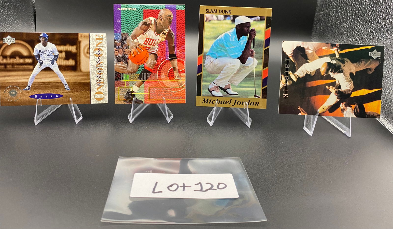 (4) Michael Jordan Basketball Cards Chicago Bulls - Including Baseball Rookie Card and Inserts (1 of 9)