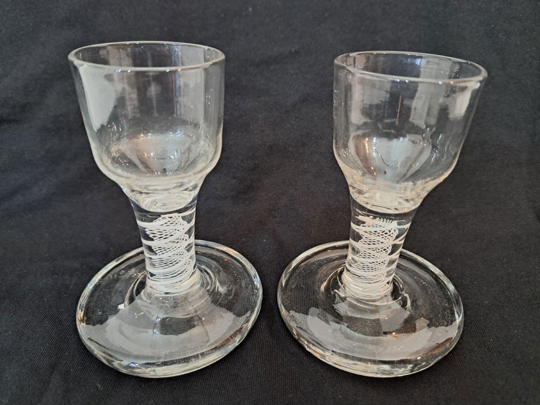 Lot of 2 two opaque twist wines with heavy feet.: 4 1/2" Tall 3" Diameter foot
