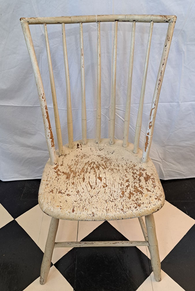 White painted Windsor side chair. (1 of 5)