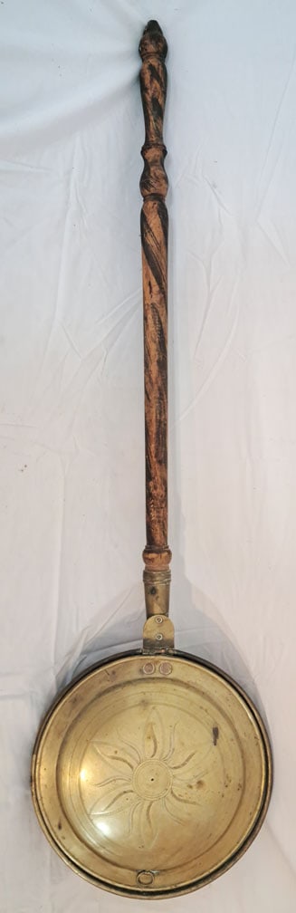 Lot of two Early pierced brass bed warmers with paint decorated handles (1 of 5)