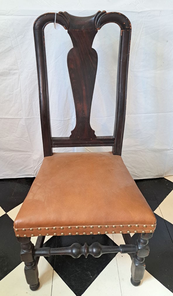 Grain Decorated Queen Anne Side Chair. Probably from the Boston, MA Area. (1 of 5)