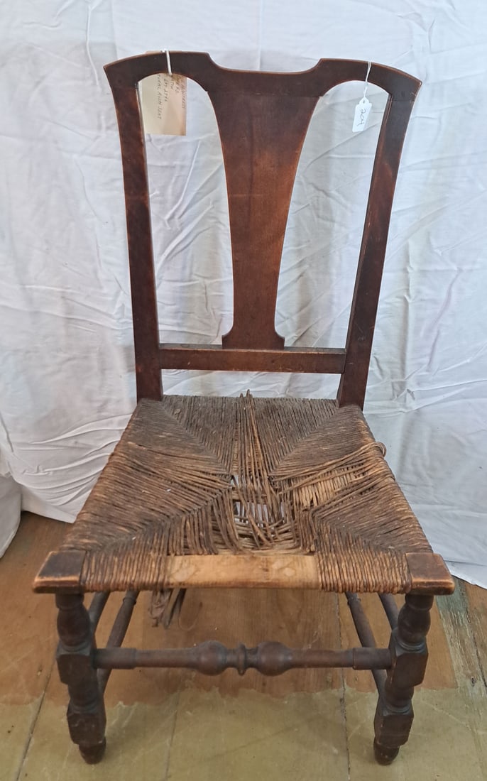 Queen Anne Side Chair. Probably Portsmouth, NH: 20" Wide X 37 1/2" Tall