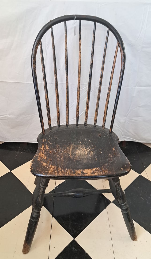 Bowback Windsor Chair (1 of 5)