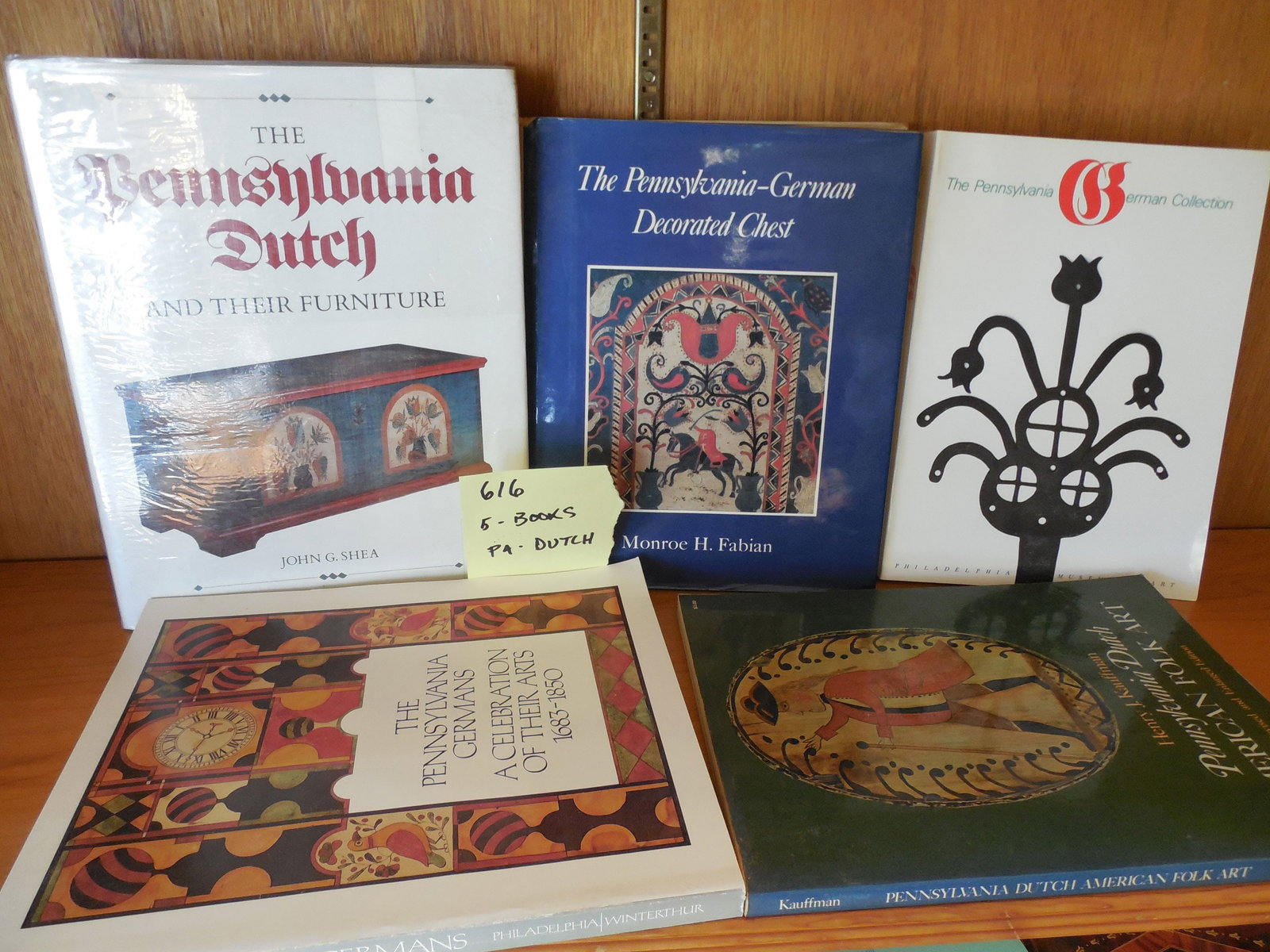 Lot of 5 Books on Pennsylvania Dutch Furniture, Folk Art, Etc.: Lot of 5 Books on Pennsylvania Dutch Furniture, Folk Art, Etc.