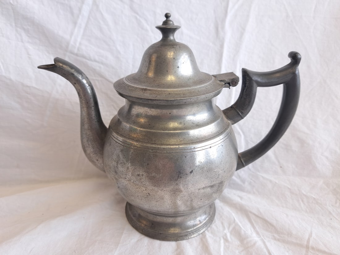 Pewter Teapot signed Abel Porter Westbrook, Maine. (1 of 9)