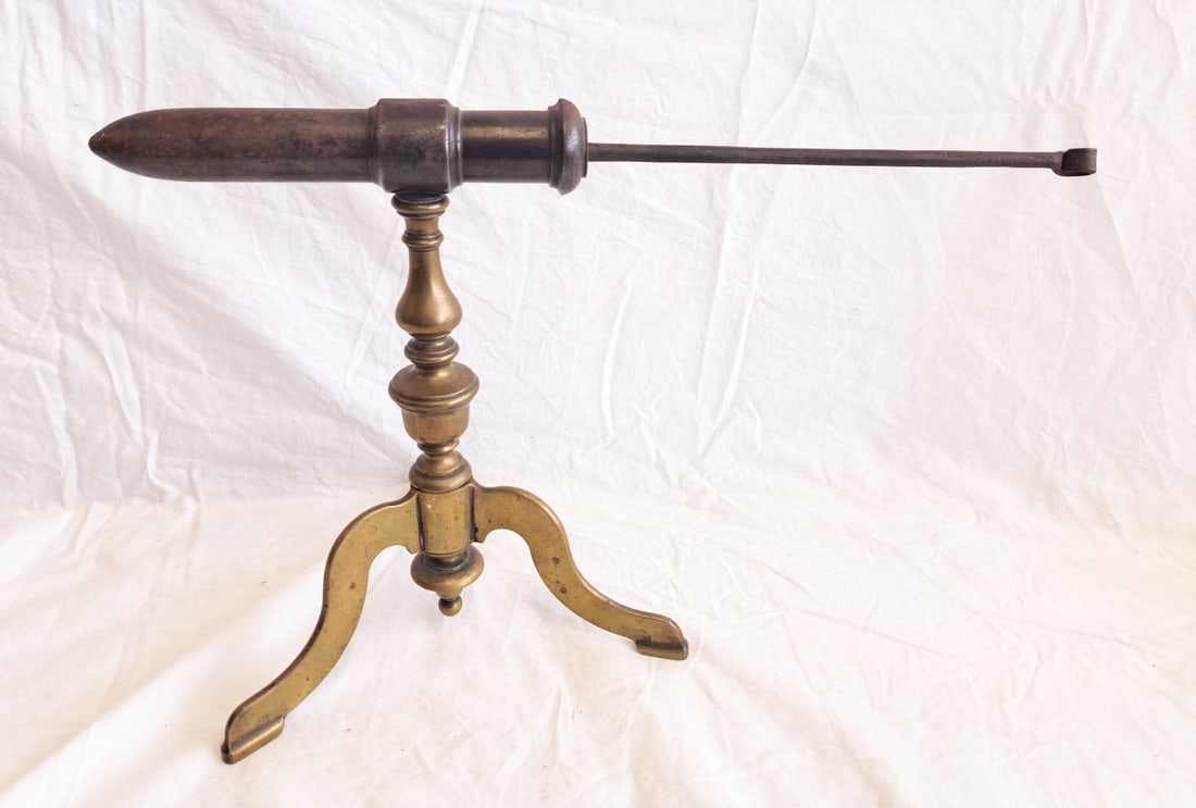 Early Wrought Iron and Brass Fluting Iron. (1 of 5)