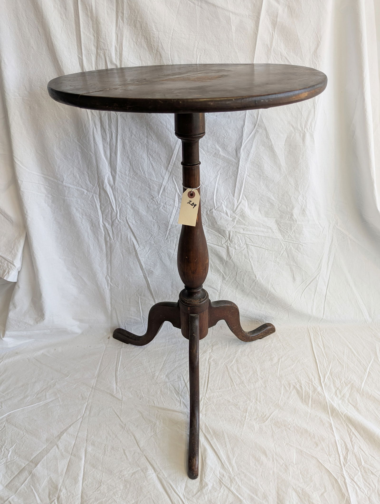Early Queen Anne Candlestand. (1 of 7)