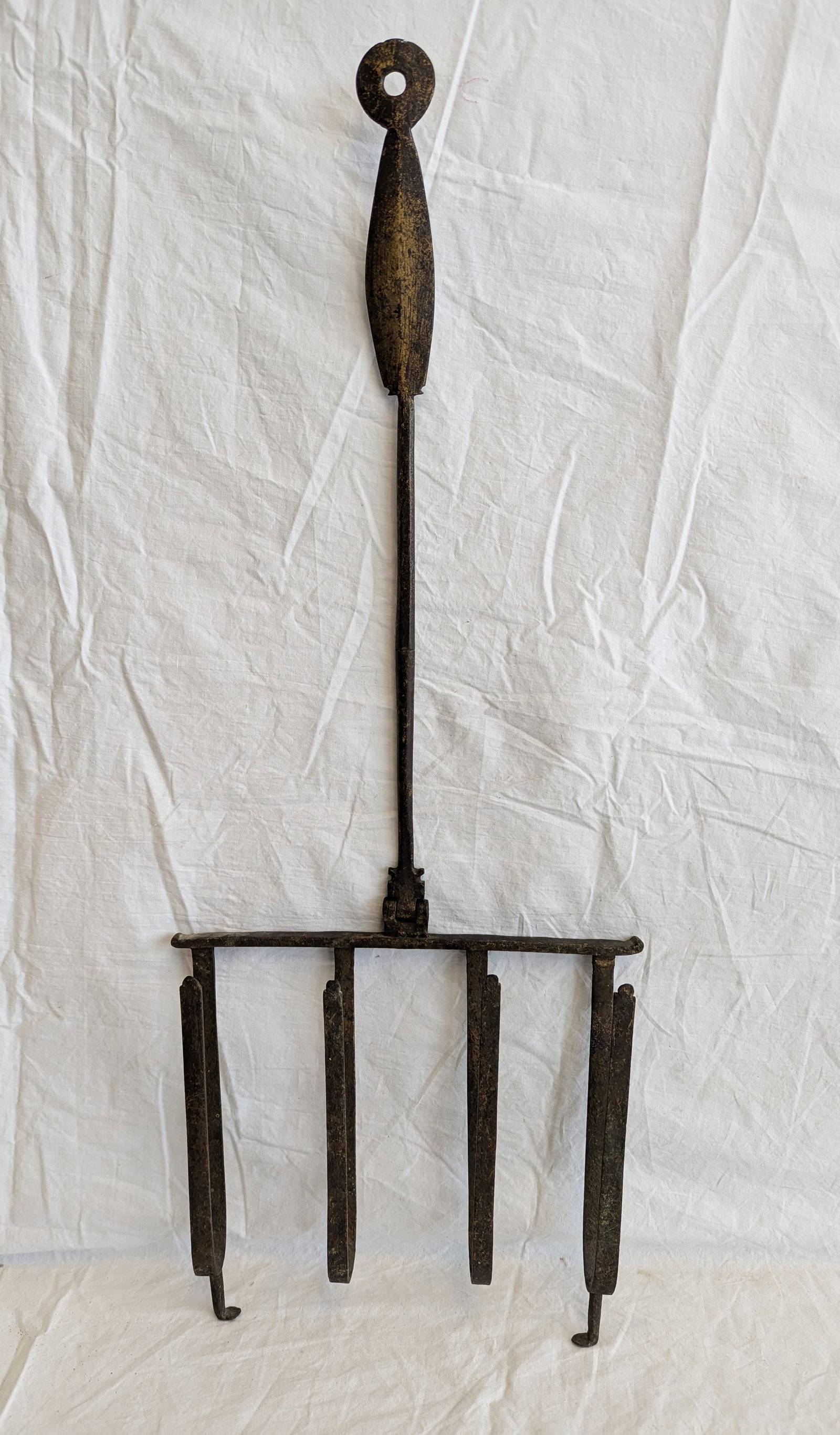 Early Wrought Iron Fish Broiler/ Roaster with Gilded Handle. (1 of 7)