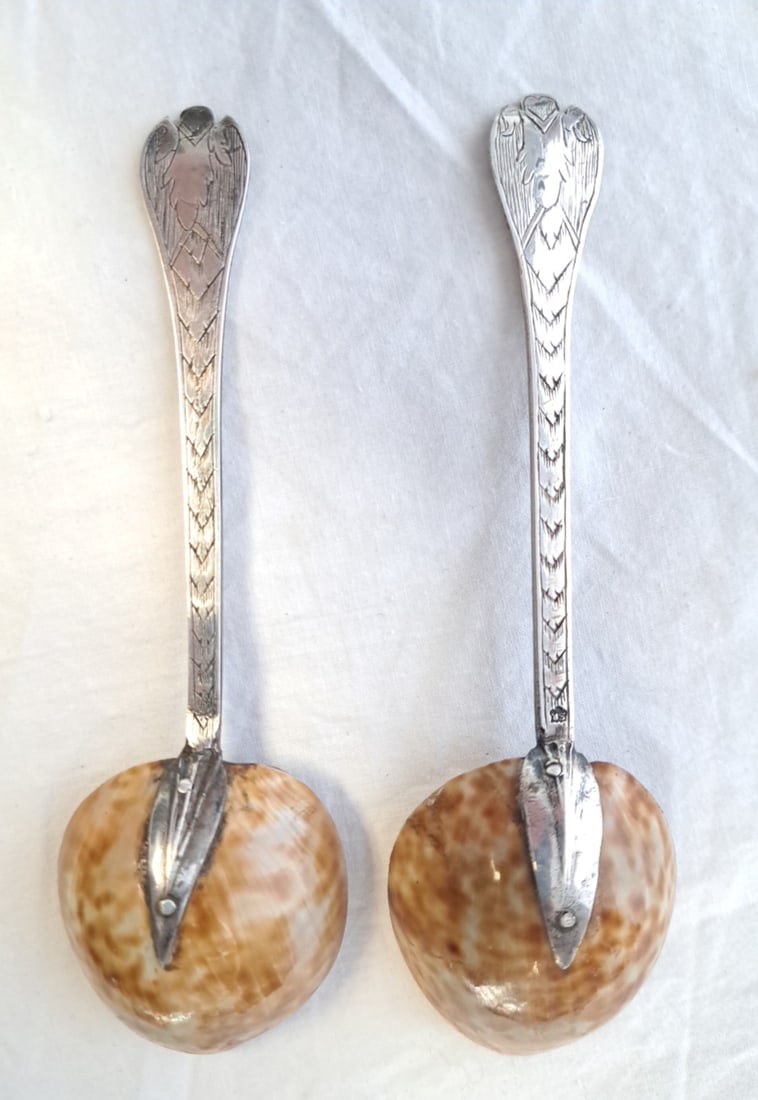 Pair of 17th Century English Shell and Silver Spoons (1 of 6)