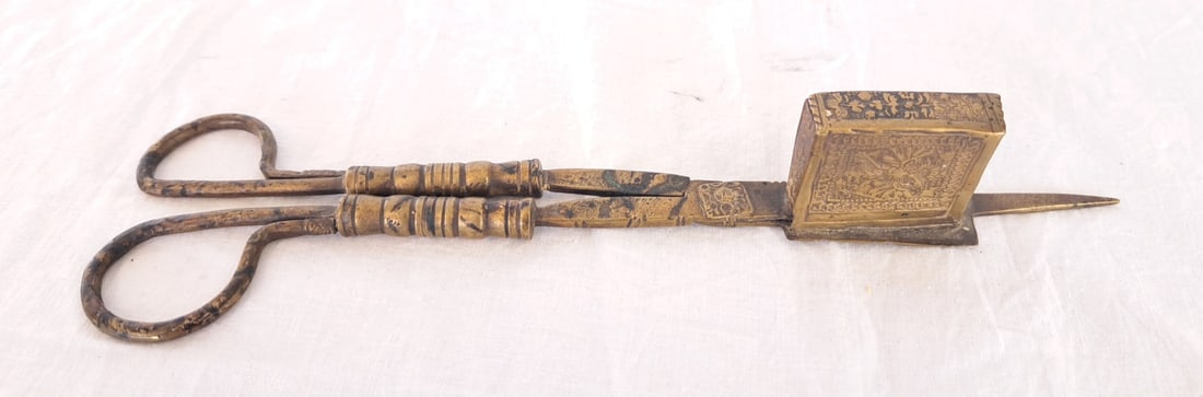 c. 1580 German Candle Snuffers (1 of 7)
