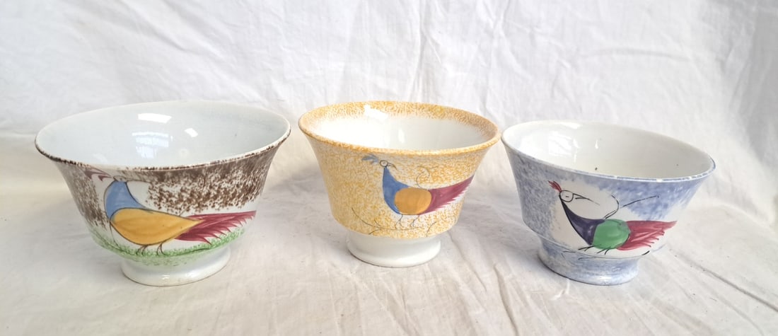 Lot of Three Spongeware Footed Cups with Peafowl Decoration (1 of 8)