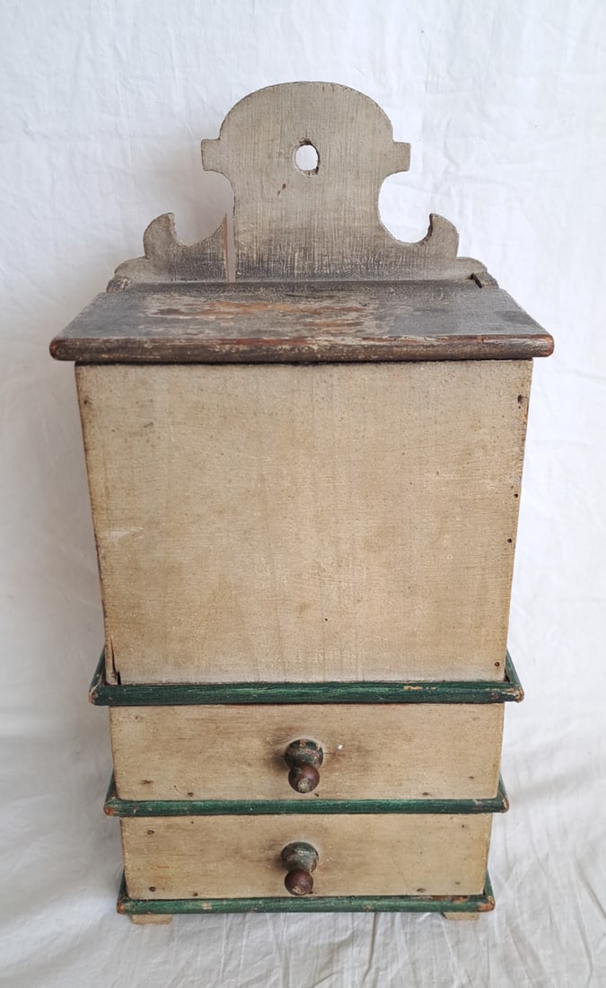 Primitive 2 Drawer Wall Box (1 of 7)