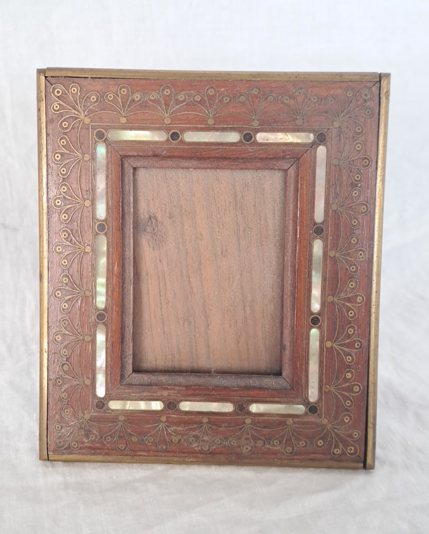 Small Wooden Frame with Brass Edging and Inlay: Overall Size: 4 1/4" x 3 3/4"
