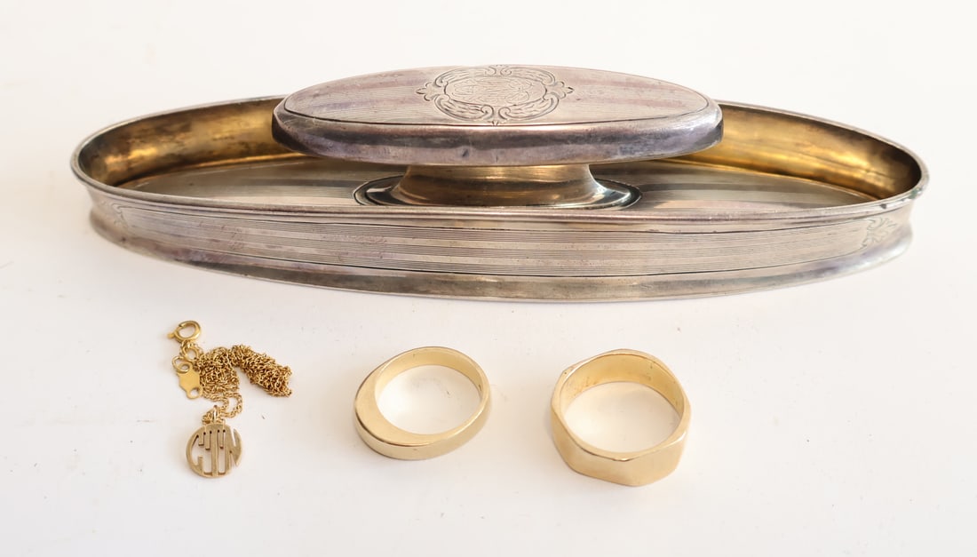 Lot of Miscellaneous 14k Gold Jewelry and Sterling: Sterling Powder Puff- Puff Missing. 6" x 1" x 1" 2.49ozt 2 14k Rings and 14k Chain with Pendant 9.3 dwt PAYMENT MUST BE MADE FOR THIS ITEM WITH CASH OR A BANK CHECK. TO BE PAID DIRECTLY TO THE AUCTION