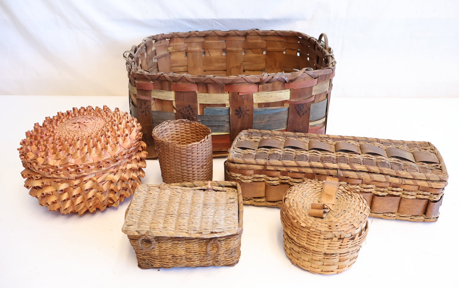 Lot of Six Native American Baskets (1 of 11)
