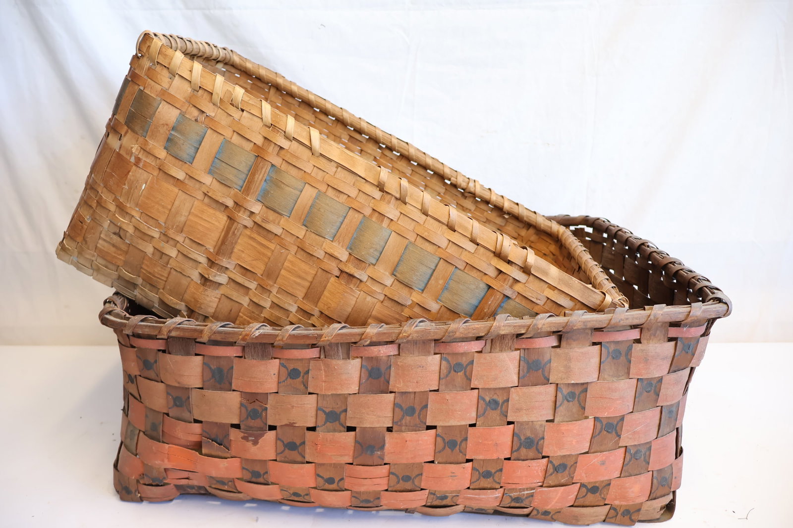 Lot of Two Native American Baskets (1 of 11)
