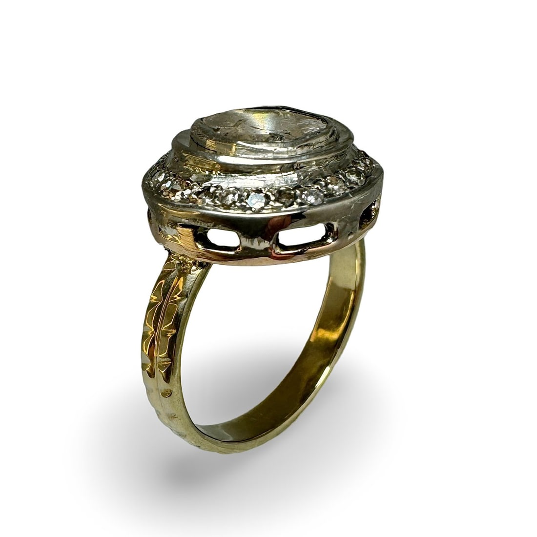 Antique 14K Yellow Gold Ring with Natural Old Cut Diamonds 2.43Ct: Antique 14K Yellow Gold Ring with Natural Old Cut Diamonds 2.43Ct Material: 14K Yellow Gold Weight: 3.8 Grams Diamonds: Large Old cut diamond 2.43 Carats ( 8.58mm in L.) 1 Raw Old Cut Diamond, Surroun