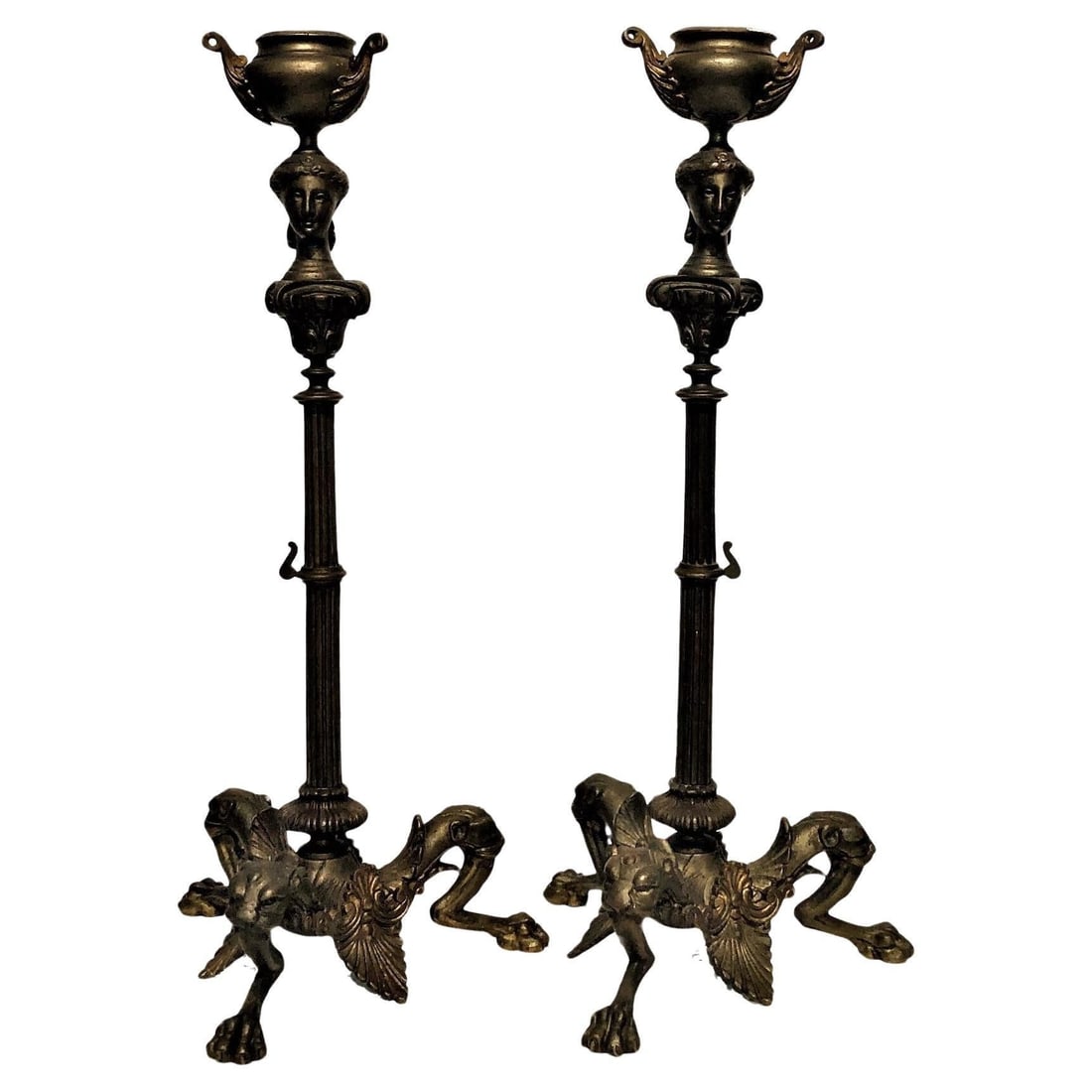 A Pair of Bronze Neoclassical Grand Tour Candelabras, Late 19th Century: Grand Tour Pair of Bronze CandelabrasLate 19th CenturyDimensions Height : 10.33 inchesWidth : 4.75 inchesDepth : 4.75 inchesABOUTWe present to your attention a pair of stunning table candlesticks in t