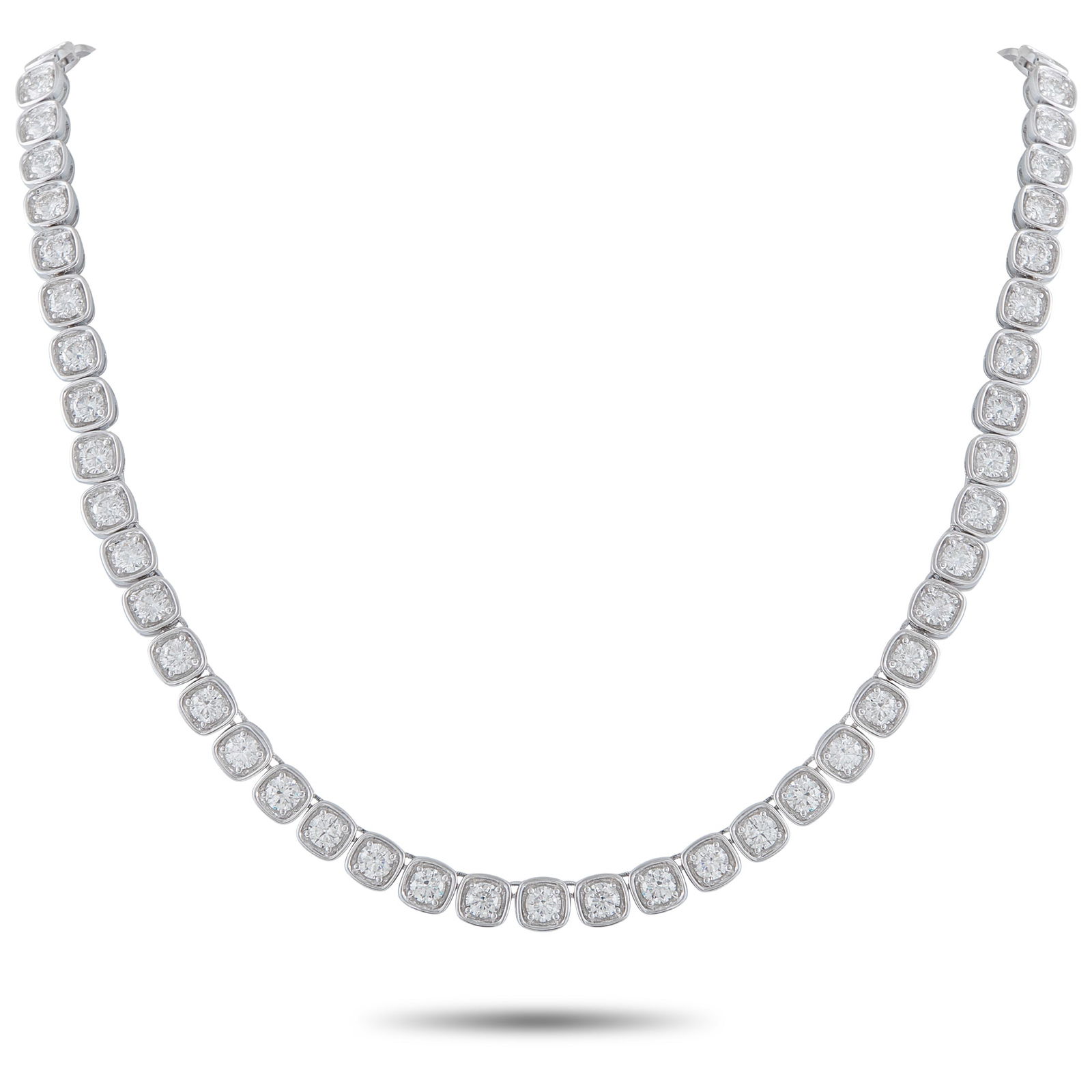 Exclusive 18K White Gold 19.75ct Diamond Necklace: This necklace is a breathtaking luxury piece that will continually impress. Exquisite enough for even your most special occasions, Diamonds with a total weight of 19.75 carats shine brightly from thei
