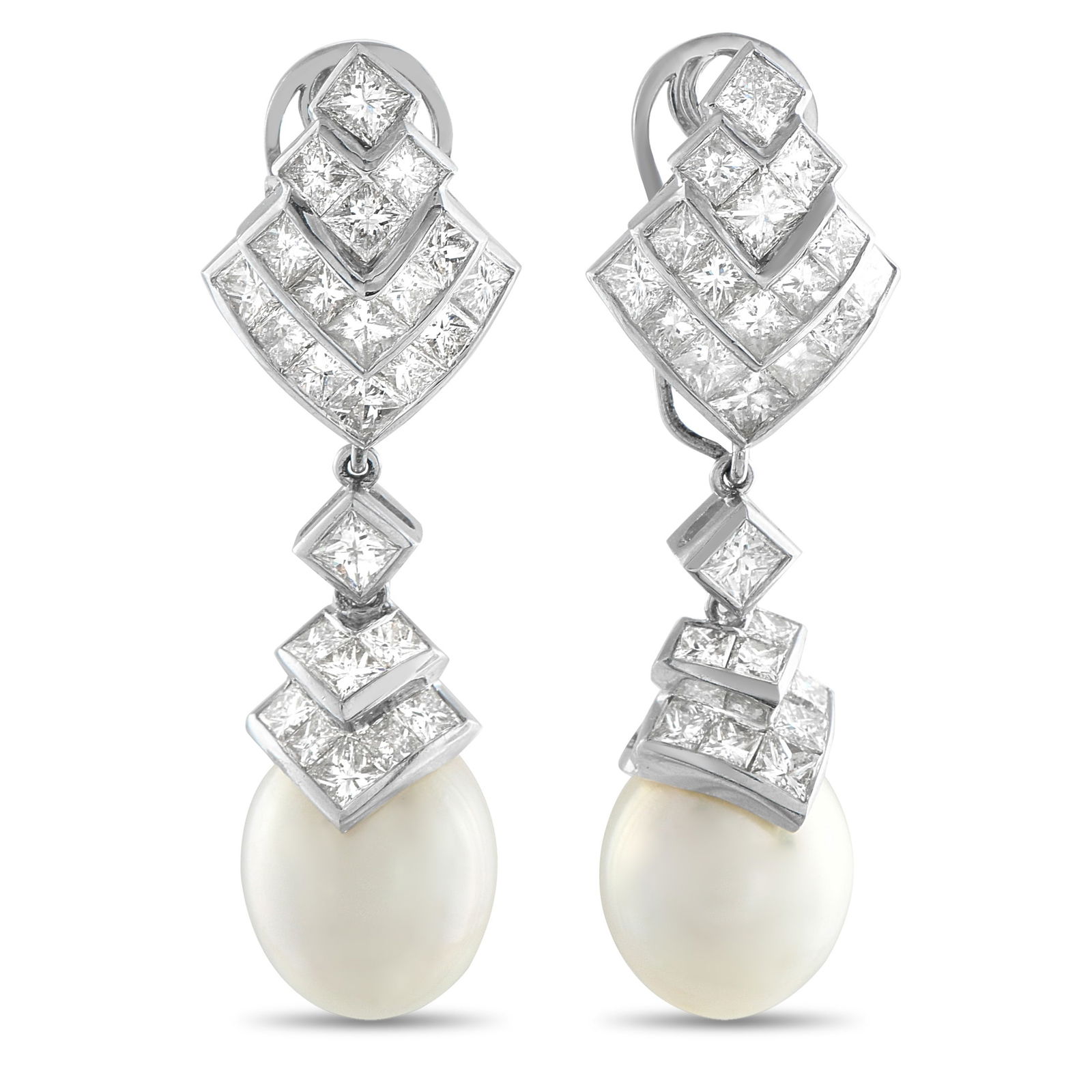 Exclusive 18K White Gold 8.0ct Diamond and Pearl Earrings: These stunning earrings will instantly elevate any ensemble. The detailed 18K White Gold settings showcase Diamonds with a total weight of 8.0 carats. Pearls measuring 16mm by 13.8mm make them even mo