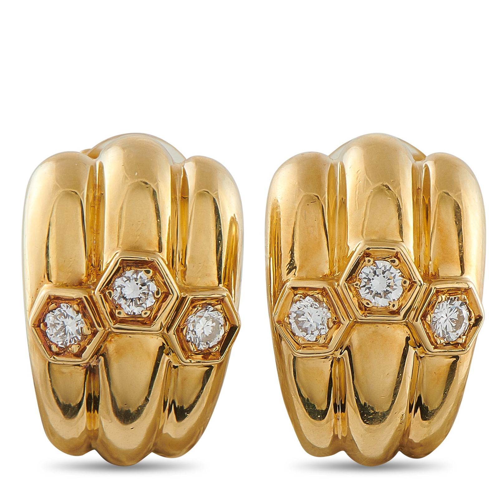 Van Cleef & Arpels Vintage 18K Yellow Gold 0.40ct Diamond Clip-On Earrings: An understated design makes these vintage Van Cleef & Arpels earrings an easy way to add a touch of luxury to any ensemble. At the center, Diamond accents with a total weight of 0.40 carats ensure the