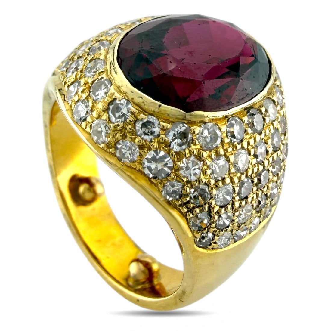 Ring - 14 kt. Yellow gold, Exclusive 14K Yellow Gold, 4.00ct Tourmaline & 1.27ct Diamond Ring -: Exclusive 14K Yellow Gold, 4.00ct Tourmaline & 1.27ct Diamond RingA bold and elegant vintage-style 14K yellow gold ring featuring a large vibrant tourmaline accented by 86 natural round-cut diamonds.