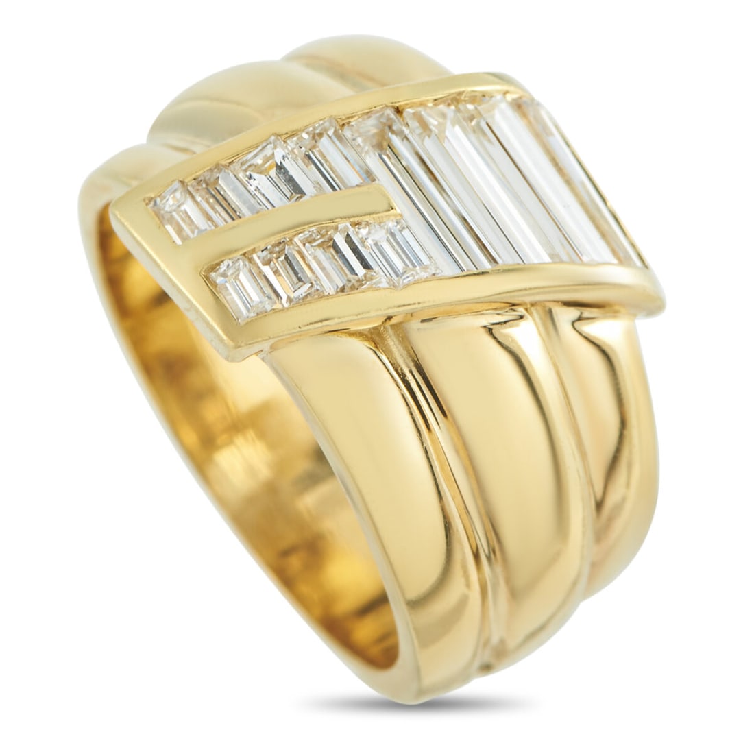 18K Yellow Gold 1.05ct Diamond Ring: 18K Yellow Gold 1.05ct Diamond Ring This luxury ring features a stunning, vintage design that is impossible to ignore. Opulent 18K yellow gold elevates the bold, statement-making setting. At the cente