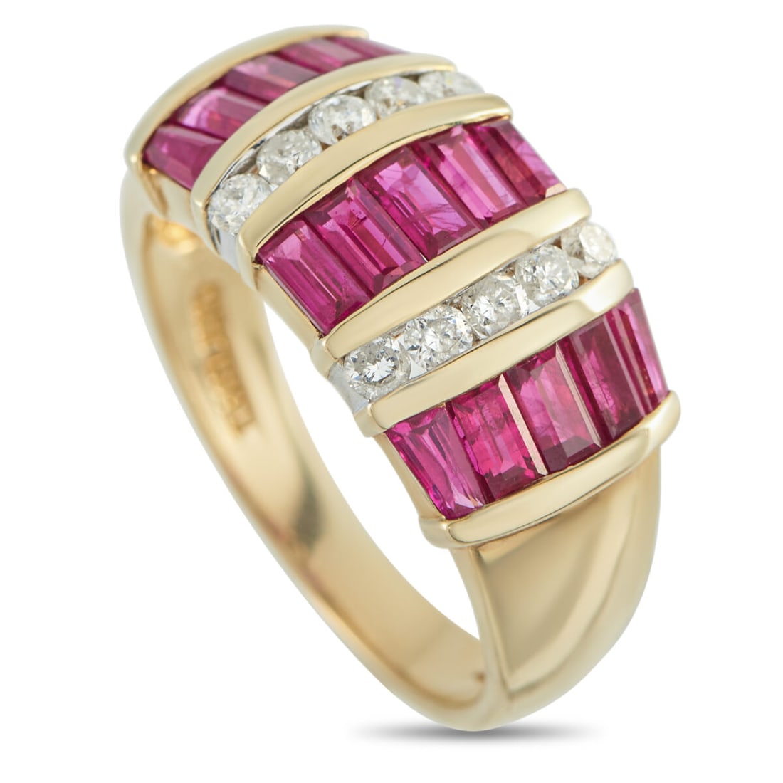 14K Yellow Gold 0.30ct Diamond and Ruby Ring: 14K Yellow Gold 0.30ct Diamond and Ruby Ring METAL & STONES Metal 14K Yellow Gold Stones Diamond, Ruby Diamond Carat 0.30 Gemstone Carat 1.65 Stamp 585 DIMENSIONS Size US 7, EU 54 Weight 4.7 grams Ban