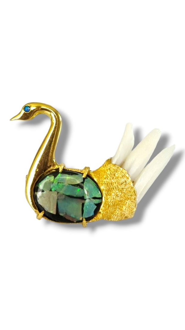 Brooch - 18 kt. Yellow gold, Lovely 18k Gold and Mother of Pearl Swan Brooch Pin (1 of 7)