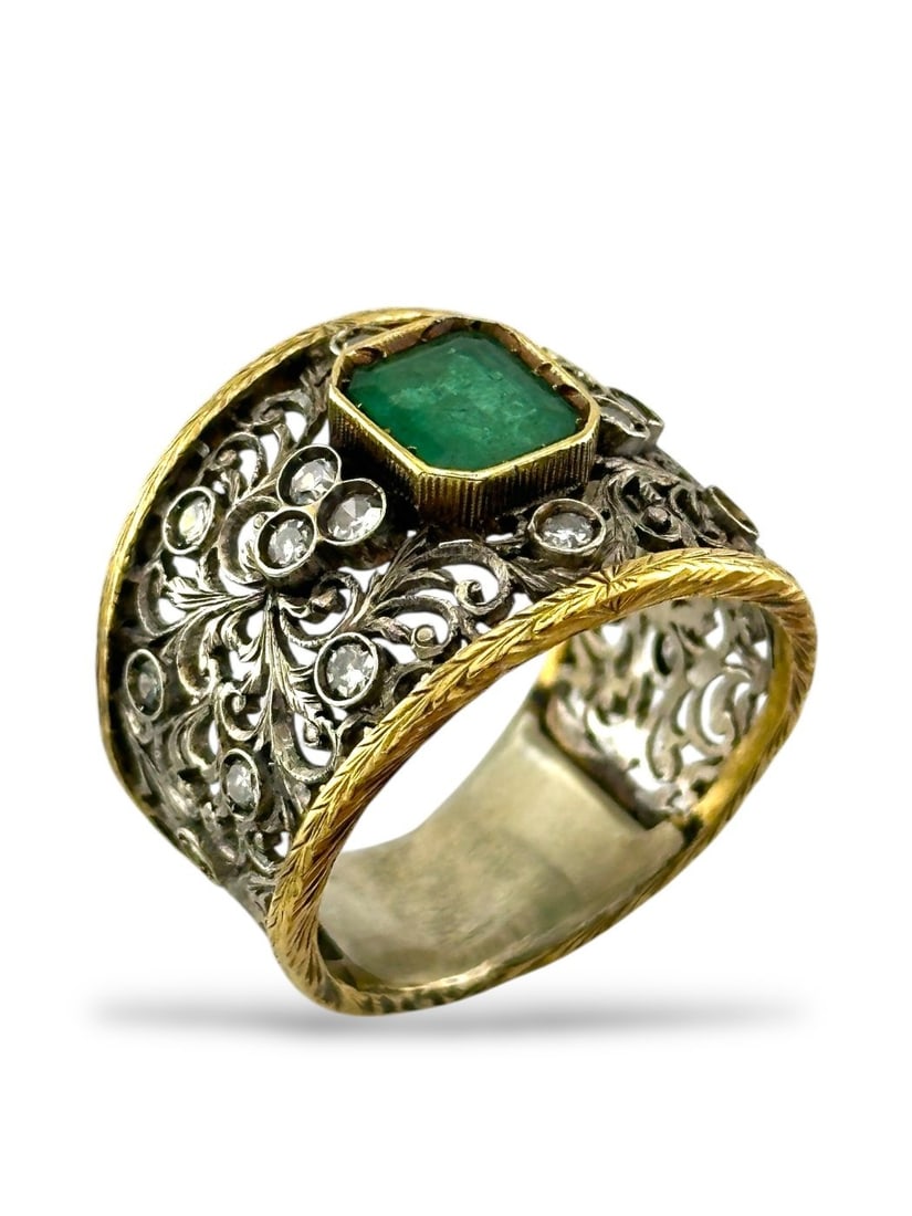 Ring - 14 kt. Yellow gold, Handcrafted Diamond , Emerald & Gold Band Ring Diamond (Natural) (1 of 6)