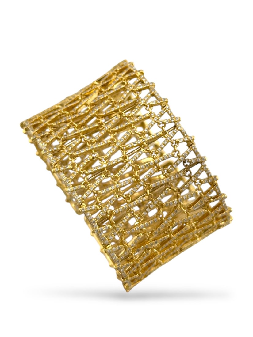 18K Yellow Gold Flexible and 3.08ct Diamond Cuff Bracelet: 18K Yellow Gold Flexible Diamond Cuff Bracelet This magnificent cuff bracelet is crafted in 18K yellow gold and entirely embellished with hundreds of brilliant-cut diamonds. Designed in a flexible str