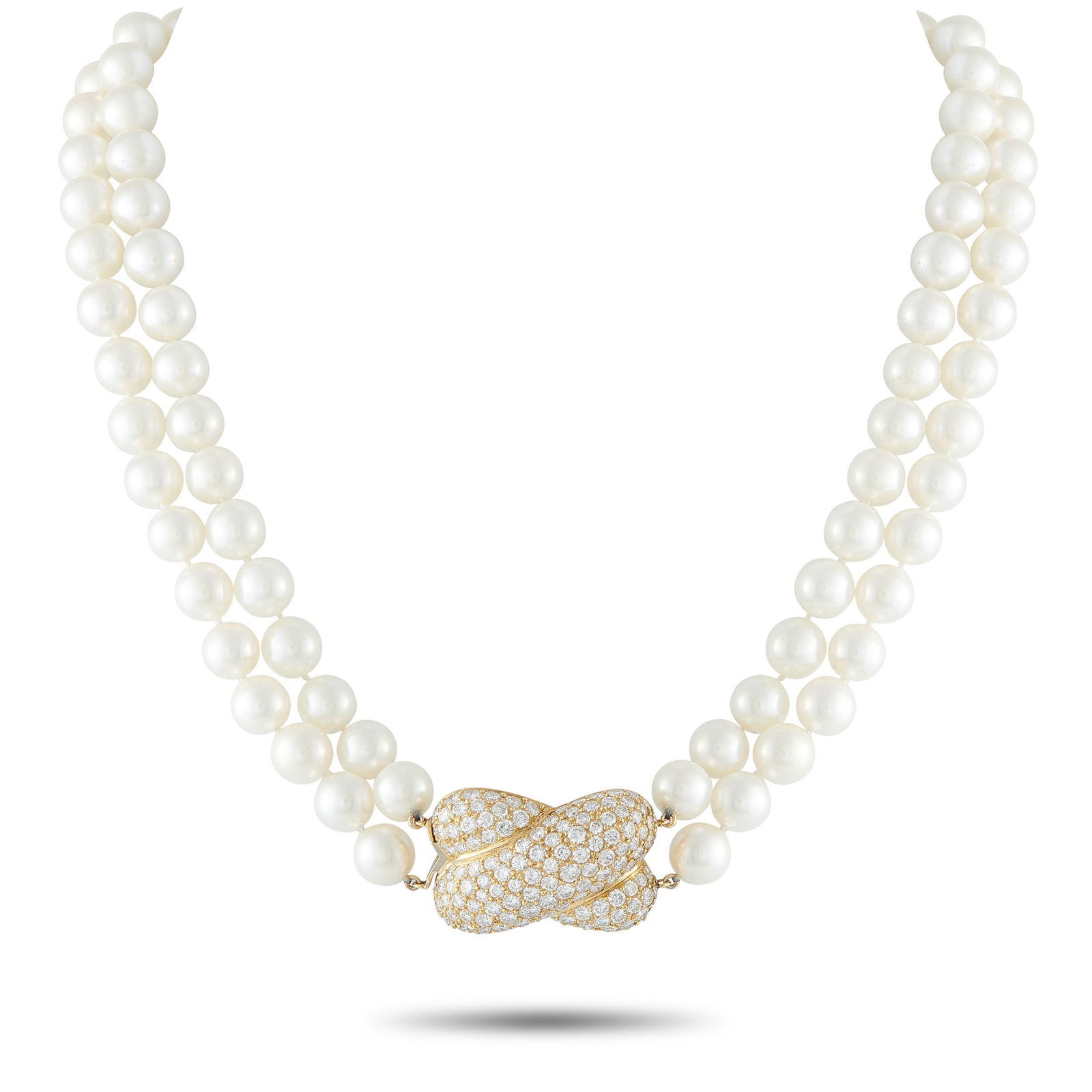 18K Yellow Gold 9.0ct Diamond and Pearl Necklace: This necklace is a classic accessory that will add poise and polish to any outfit. At the center of a double strand of pearls ranging in size from 8.5mm – 9mm, an 18K Yellow Gold clasp serves as a s