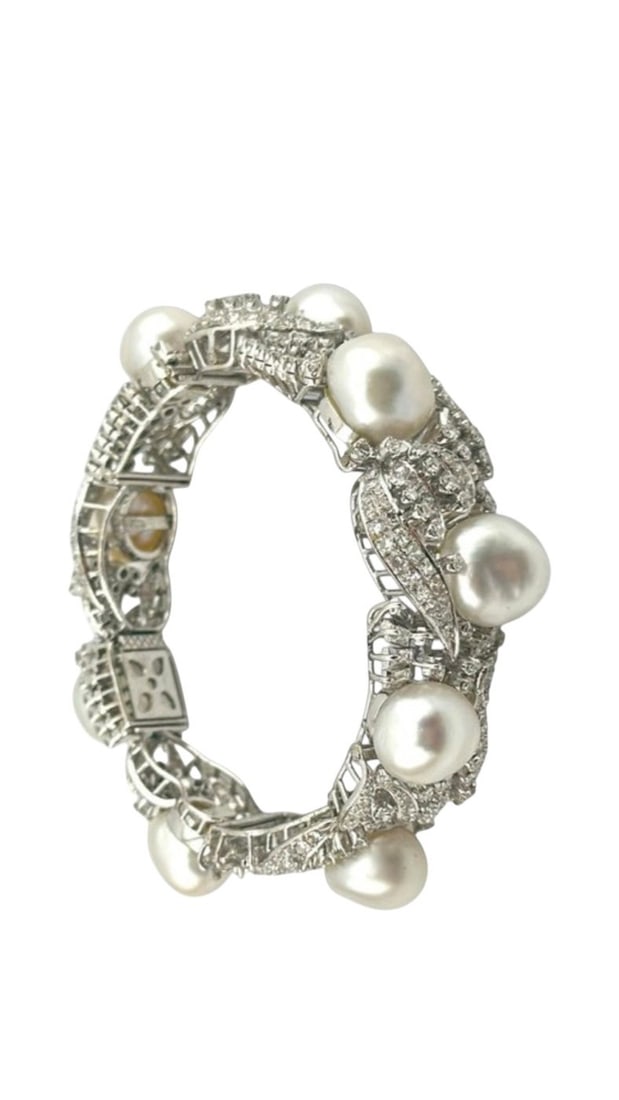 18 kt. White gold, 18K White Gold Bracelet with 4.7ct. Diamonds and Large Pearls - 4.7ct. tw. (1 of 8)