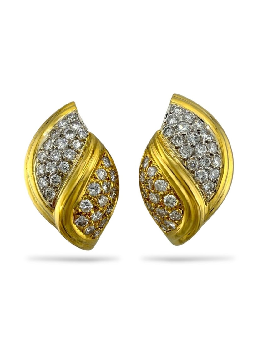 Earrings - 18 kt. Yellow gold, Exclusive 18K Yellow Gold Italian 0.96ct Diamond Earrings - 0.96ct. (1 of 6)