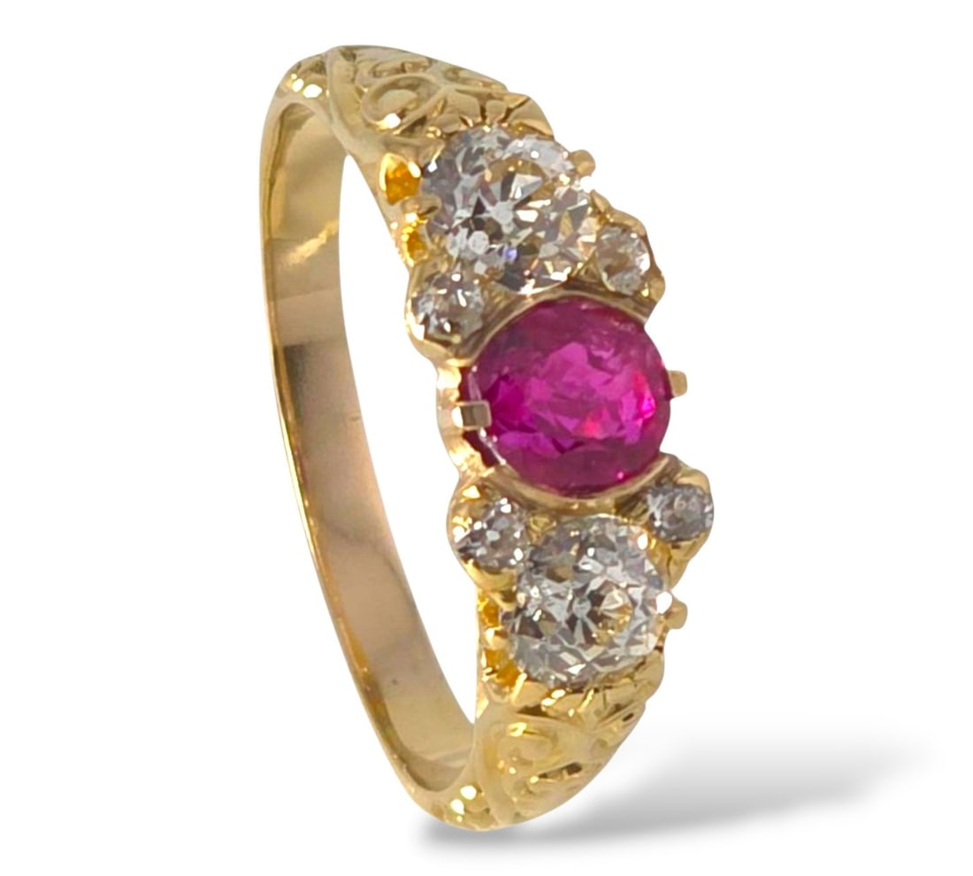 18 kt. Yellow gold, 18K Gold 0.75Ct Burma Ruby & Diamond Women's Ring Ruby - Diamond (1 of 8)