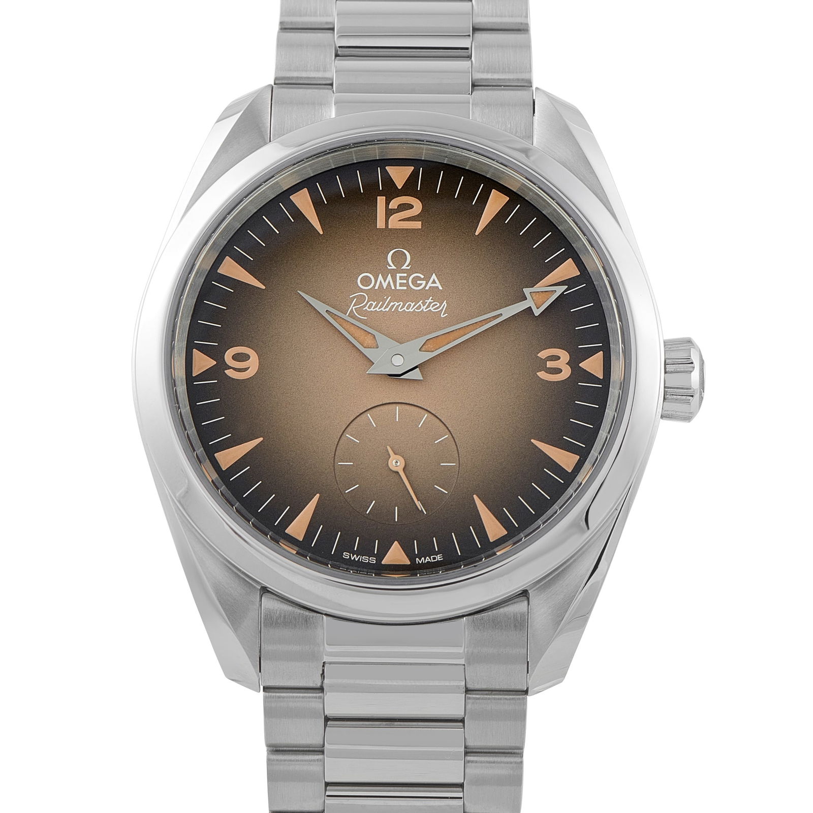 Omega Seamaster Railmaster Steel Watch 235.10.38.20.13.001: OMEGA’s Railmaster ref. 235.10.38.20.13.001 is a refined evolution of the “engineer’s watch’ legacy, trading the traditional tool-watch grit for a warmer, more nuanced character that resonates