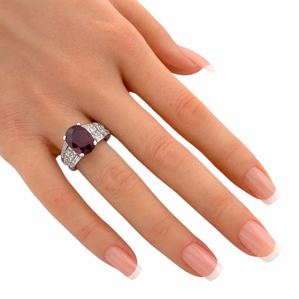 Platinum 3.50ct Ruby and 1.10ct Diamond Ring - 4.60ct. tw. Ruby - Diamond - 4