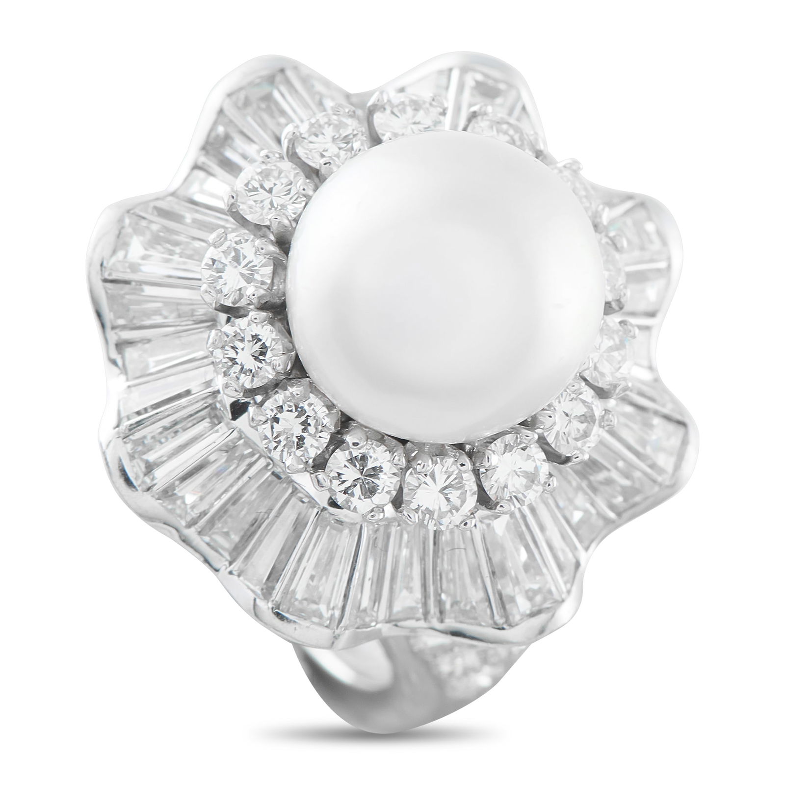 Platinum 4.0ct Diamond and Pearl Ring: This elegant luxury ring is ideal for even your most special occasions. Set in Platinum, Diamonds with a total weight of 4.0 carats allow it to effortlessly catch the light. A luminous Pearl center st