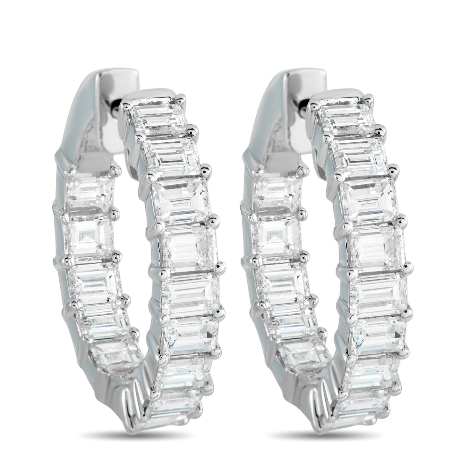 18K White Gold 4.0ct Diamond Inside-Out Hoop Earrings: Sized at 0.8 inches, these white gold inside-out hoops are set with east-west step-cut diamonds in shared prongs. The horizontal orientation shifts the eye along the curve, emphasizing length and flow