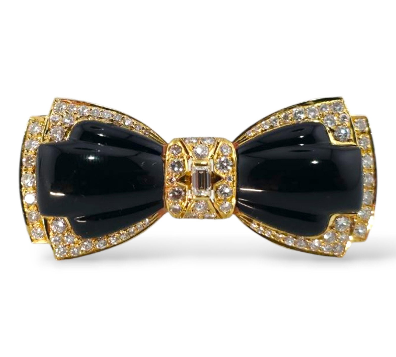 Brooch - 18 kt. Yellow gold, 18K Yellow Gold Bow Brooch with 2.10Ct Diamonds - 2.10ct. tw. Diamond: 18K Yellow Gold Bow Brooch with 2.10Ct Diamonds and Onyx This elegant brooch showcases a classic design elevated by striking contrasts and refined detailing. Crafted in rich 18K yellow gold, it featur