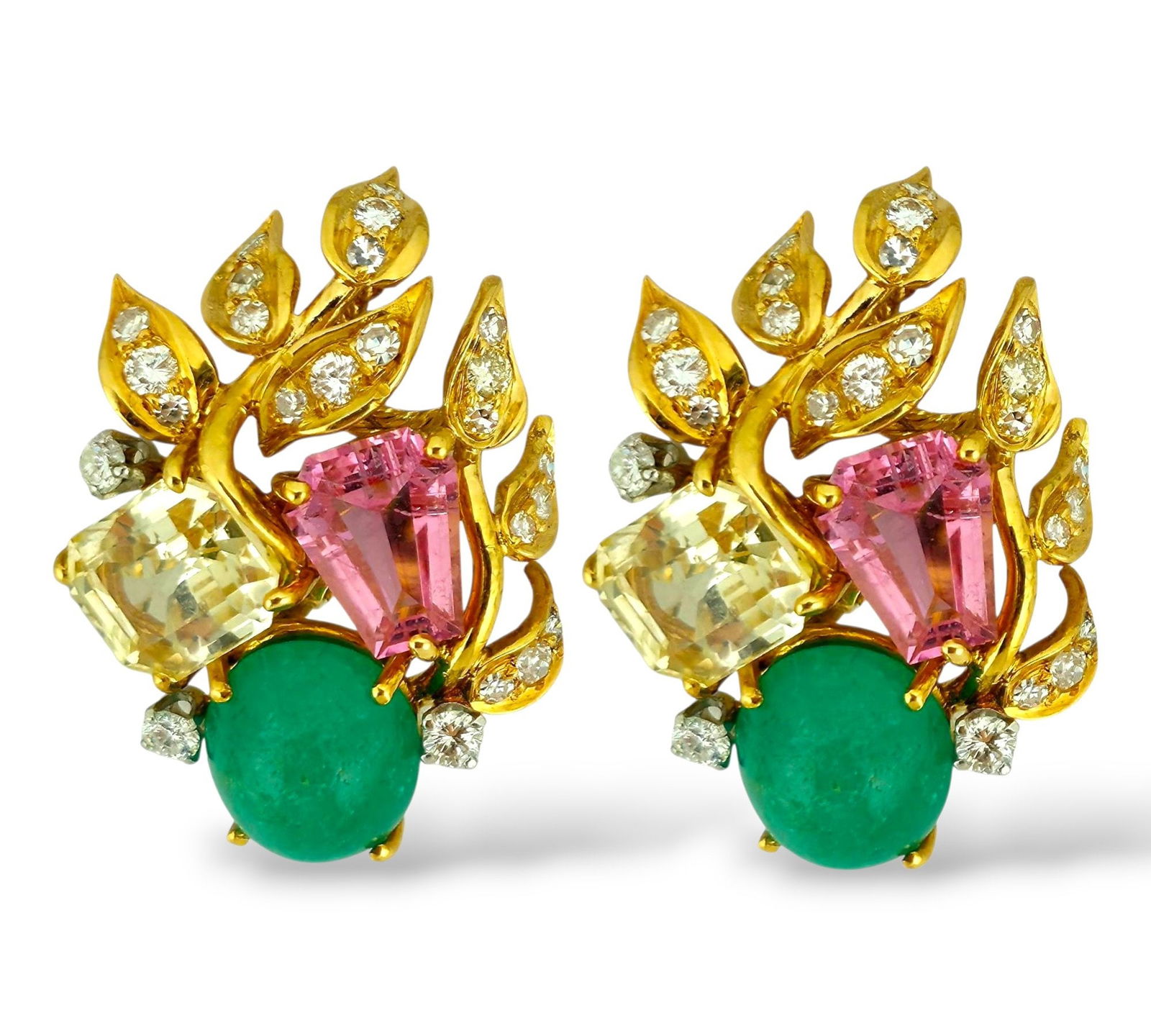 David Webb - Earrings - 18 kt. White gold, Yellow gold, David Webb 18k Yellow Gold Emerald and: David WebbDavid Webb 18k Yellow Gold Emerald and Tourmaline Earrings 13.18Ct. An exceptional and vibrant creation by David Webb, renowned for his bold color combinations and distinctive craftsmanship.