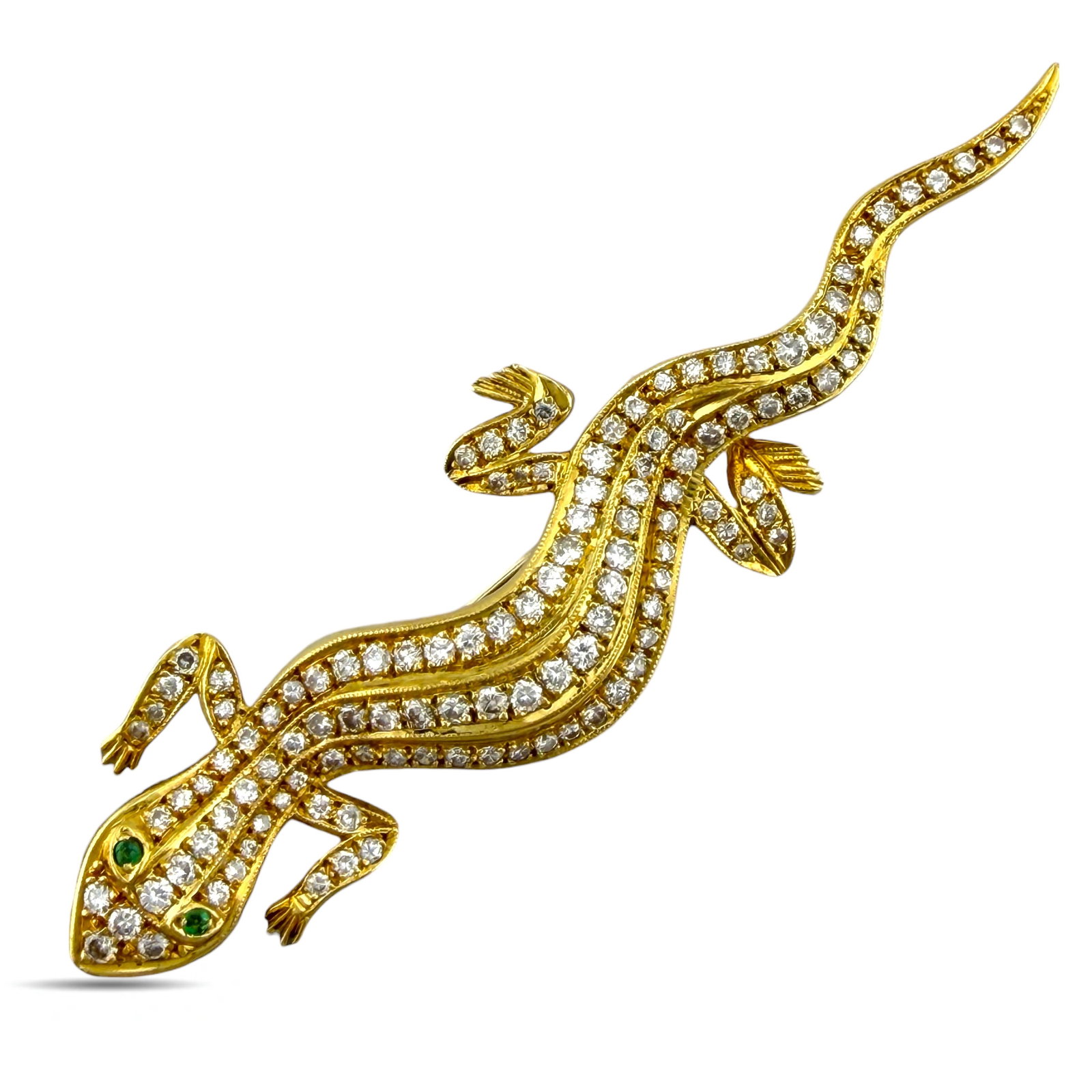 Brooch - 18 kt. Yellow gold, Exclusive 18K Yellow Gold 1.41ct Diamond and Emerald Lizard Brooch -: Exclusive 18K Yellow Gold 1.41ct Diamond and Emerald Lizard BroochThis vintage lizard brooch presents a graceful sculpted form with a warm gold surface that highlights the brightness of its diamonds a
