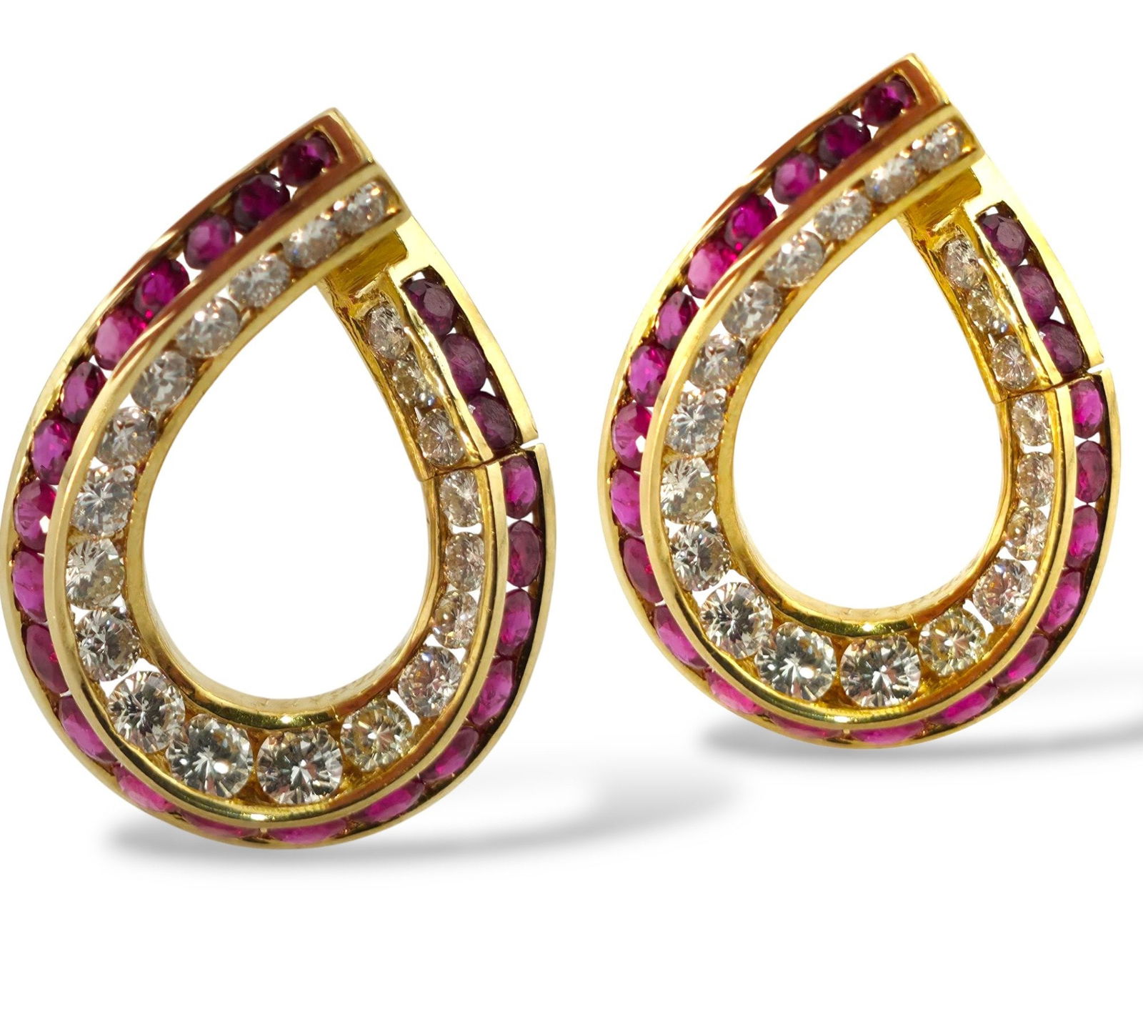 Earrings - 18 kt. Yellow gold, 18k Yellow Gold Diamond and Ruby Large Earrings Diamond (Natural) (1 of 6)