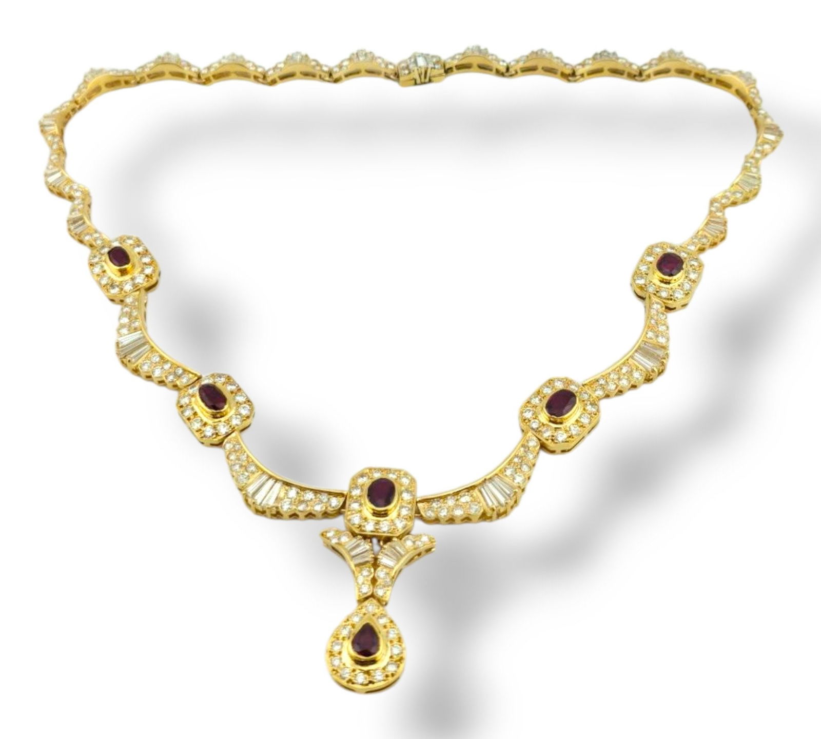 18 kt. Yellow gold, 18K Yellow Gold Necklace with 11.6ct Diamonds and 7.50ct Rubies - 19.1ct. tw. (1 of 10)