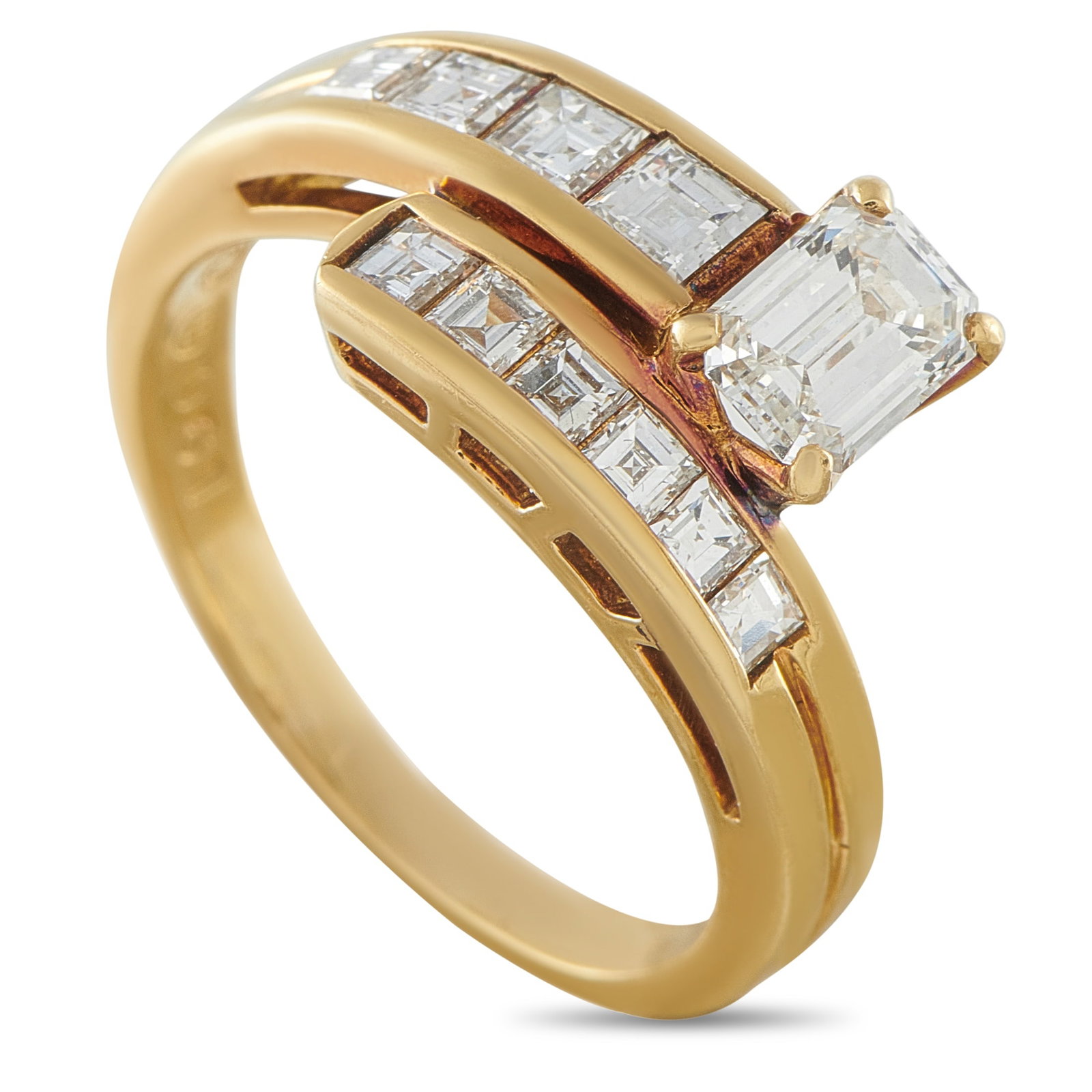 18K Yellow Gold 1.28ct Diamond Ring: A stunning wrapped setting makes this luxury ring a stylish addition to any jewelry collection. Simple and elegant, it features a 0.61 Diamond center stone and additional square-cut Diamonds totaling