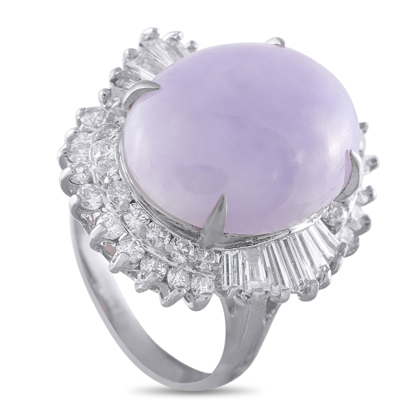 14K White Gold 1.50ct Diamond and Lavender Jade Ring: This luxury ring is simply breathtaking. At the center, a stunning Lavender Jade cabochon offers a subtle pop of color. It’s surrounded by a dynamic halo of Diamonds with a total weight of 1.50